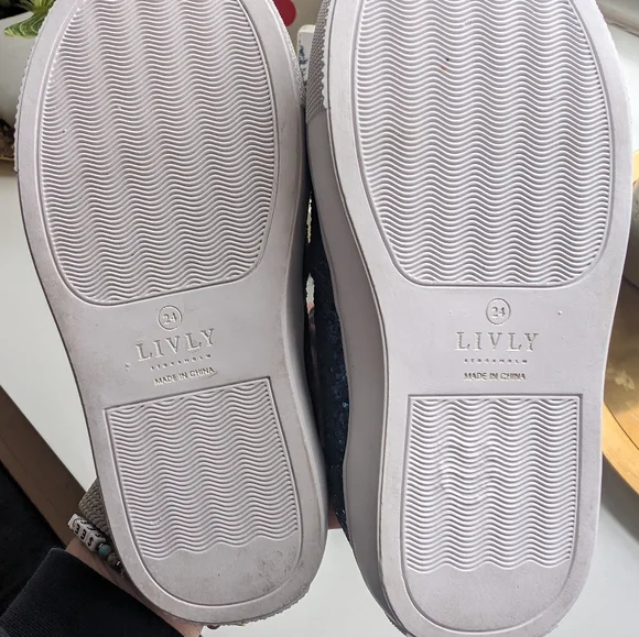 Toddler sparkly shoes by Livly - Picture 2 of 4